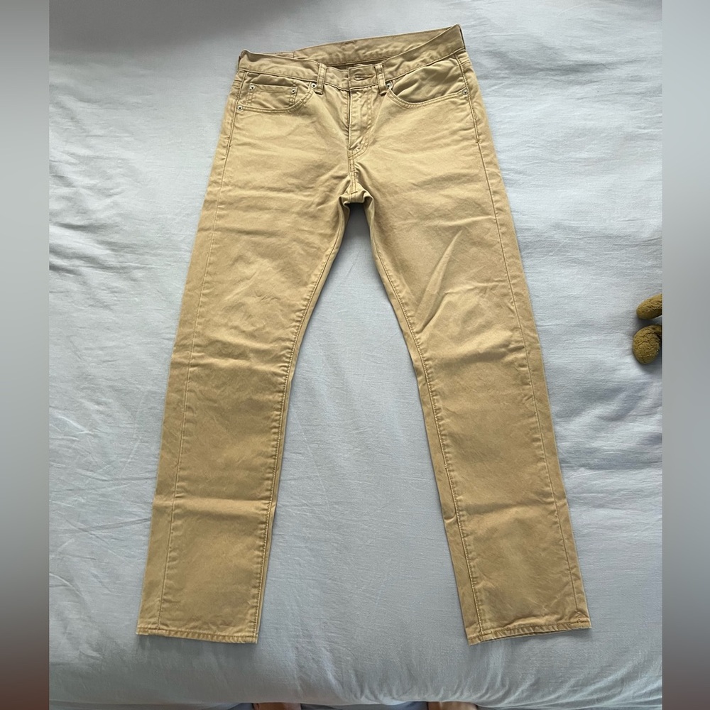 Men’s khaki Jeans. Levi 513. 32x32